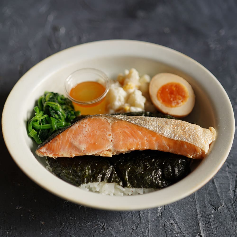 骨まで食べられる鮭