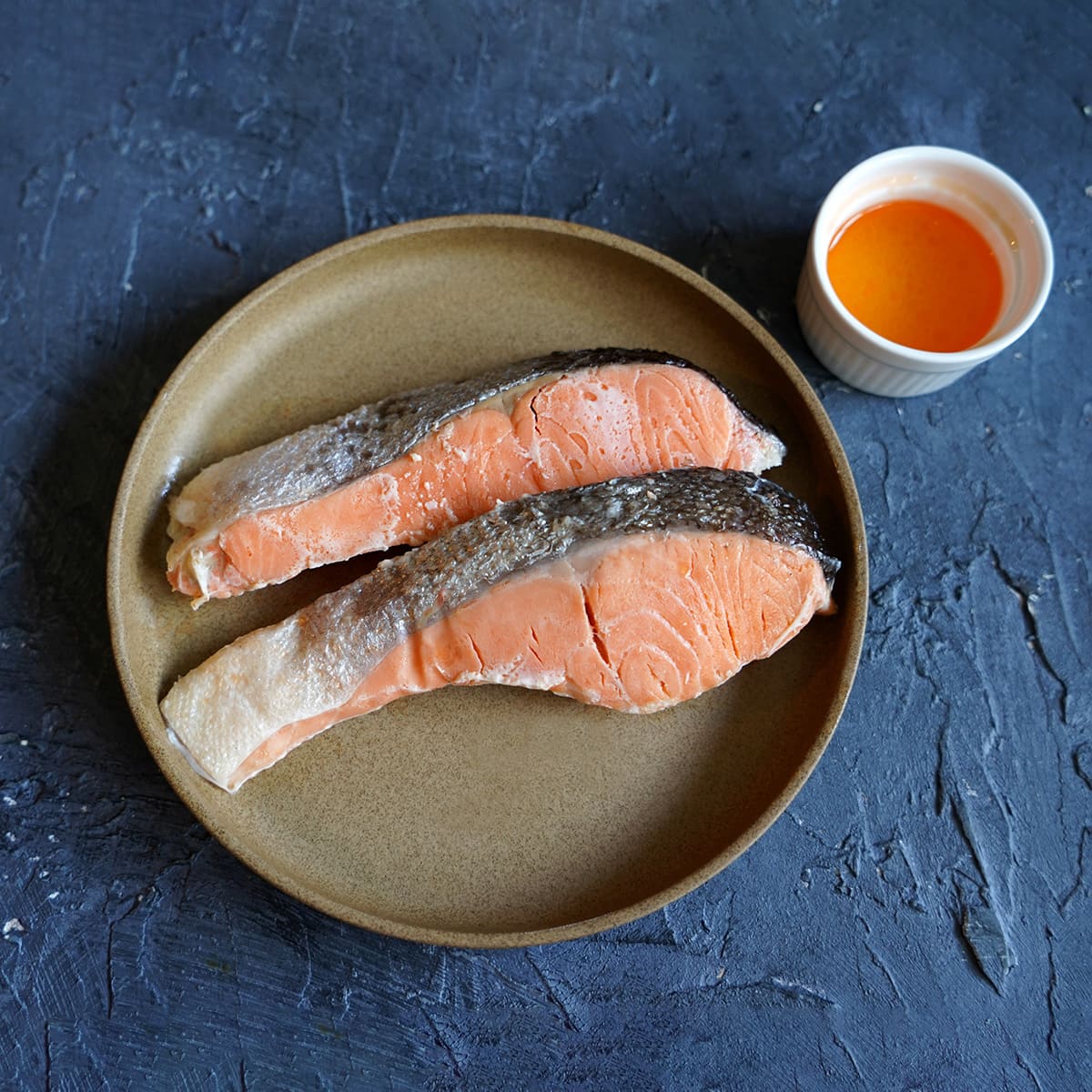 骨まで食べられる鮭